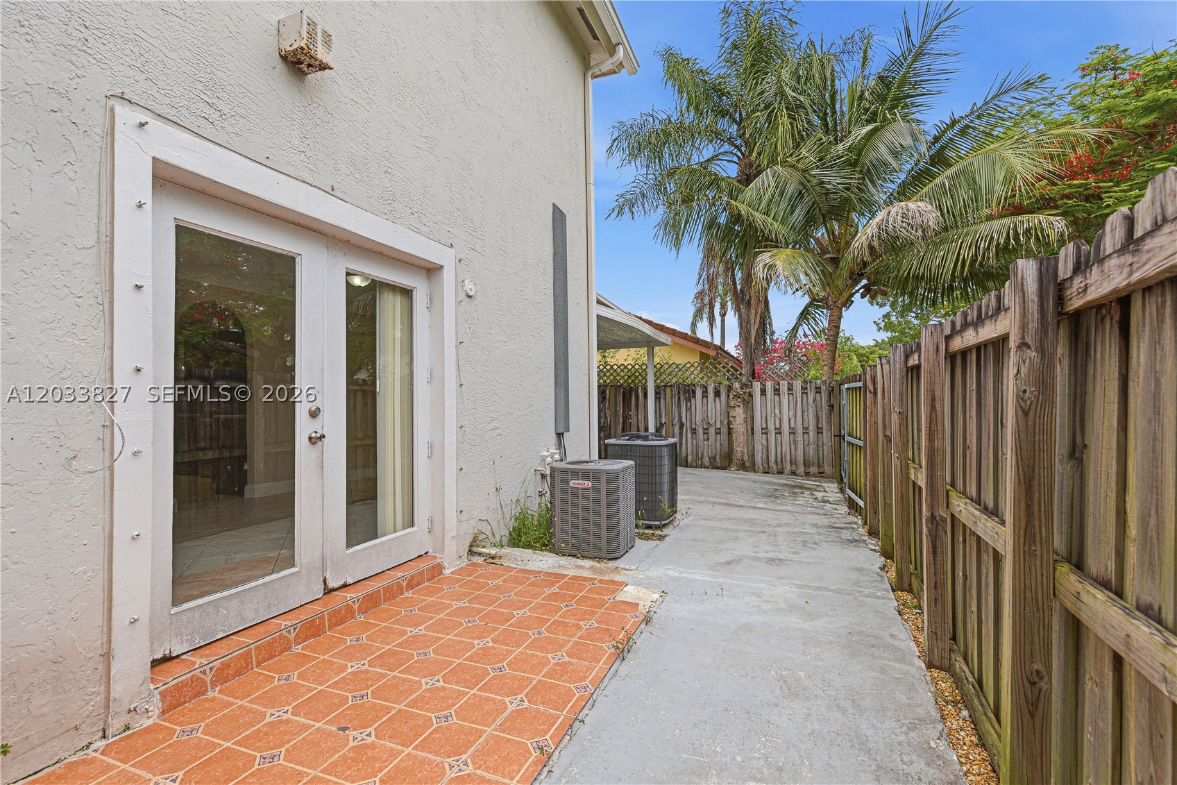 9121 SW 215th Ter