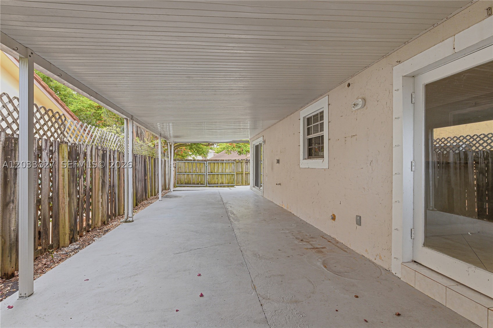 9121 SW 215th Ter