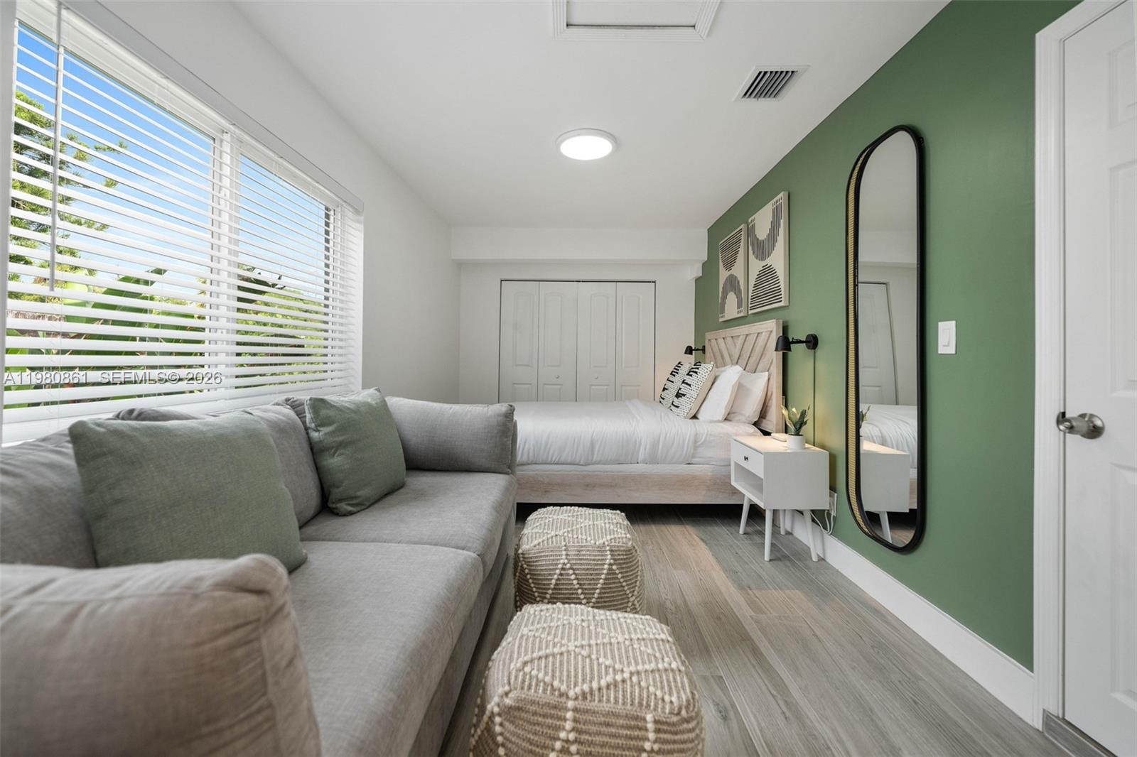 COLLIER MANOR 4TH ADD - Residential