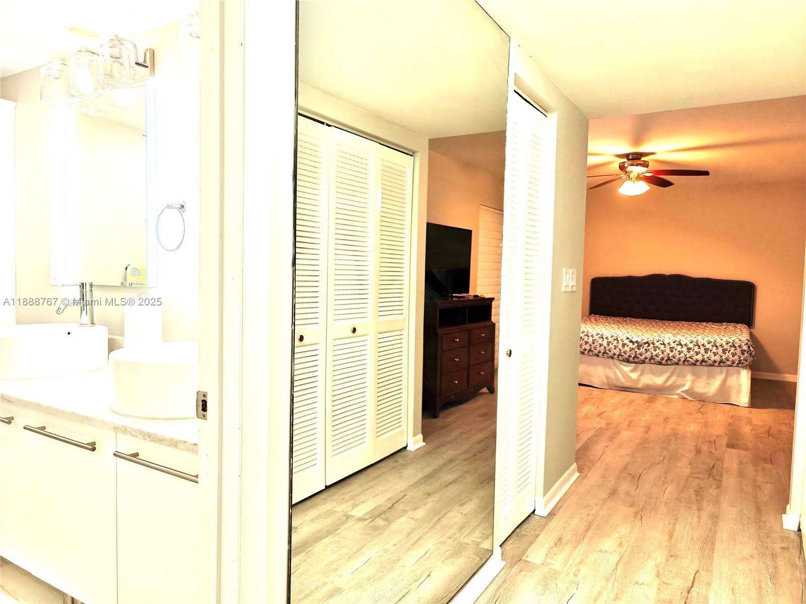 SUMMERTREE VILG CALIF CL - Residential