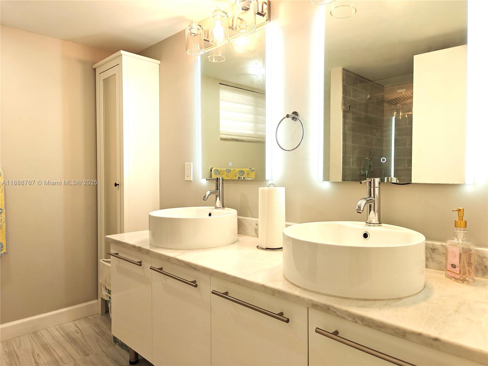 601 Ives Dairy Rd 101-8