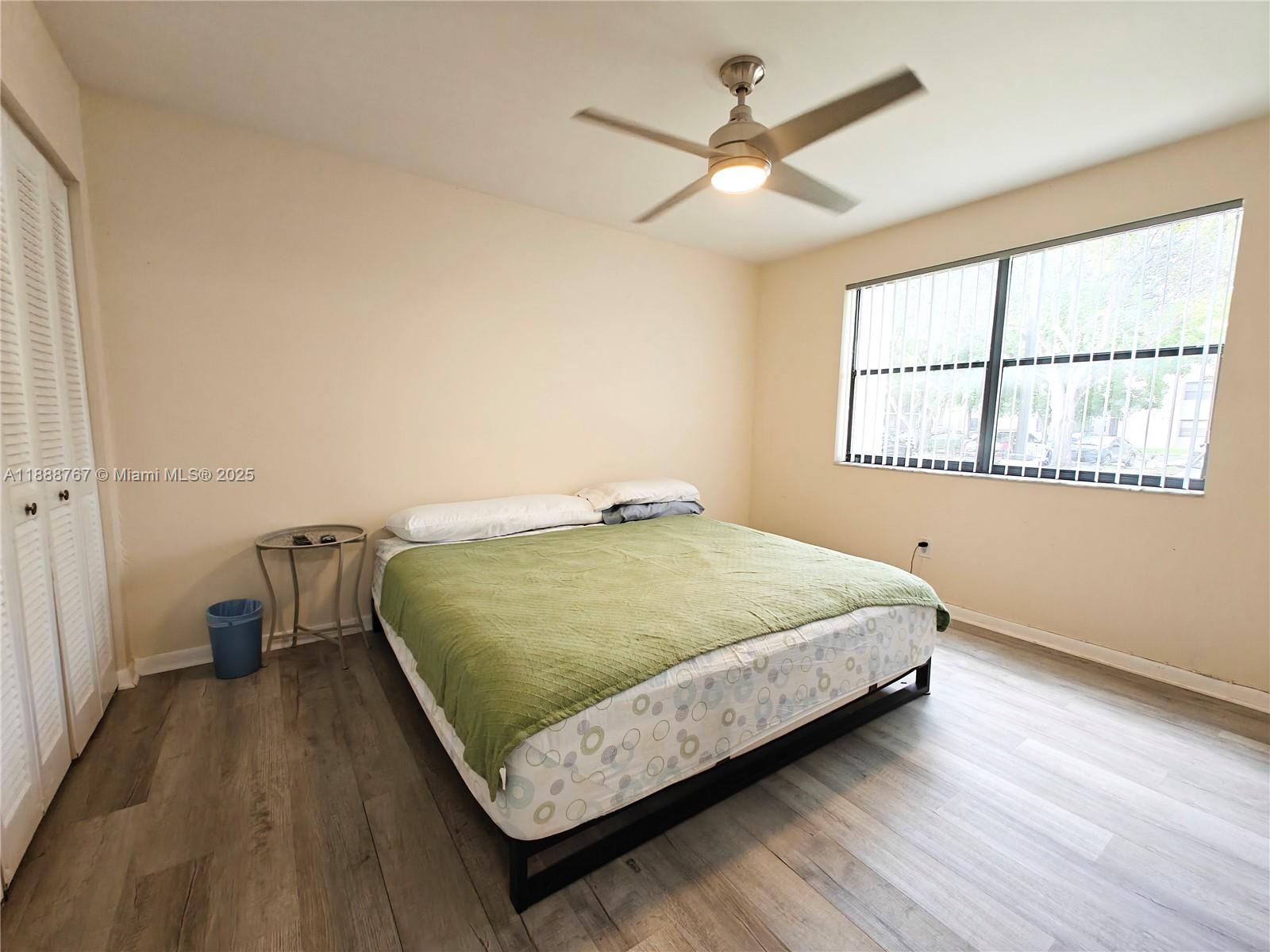 SUMMERTREE VILG CALIF CL - Residential