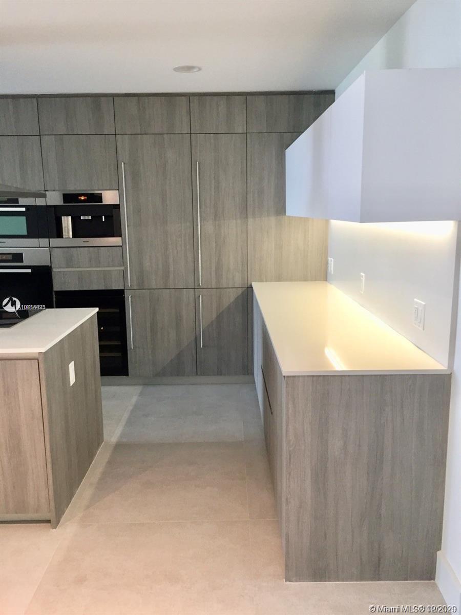 OCEANA KEY BISCAYNE - Residential Lease