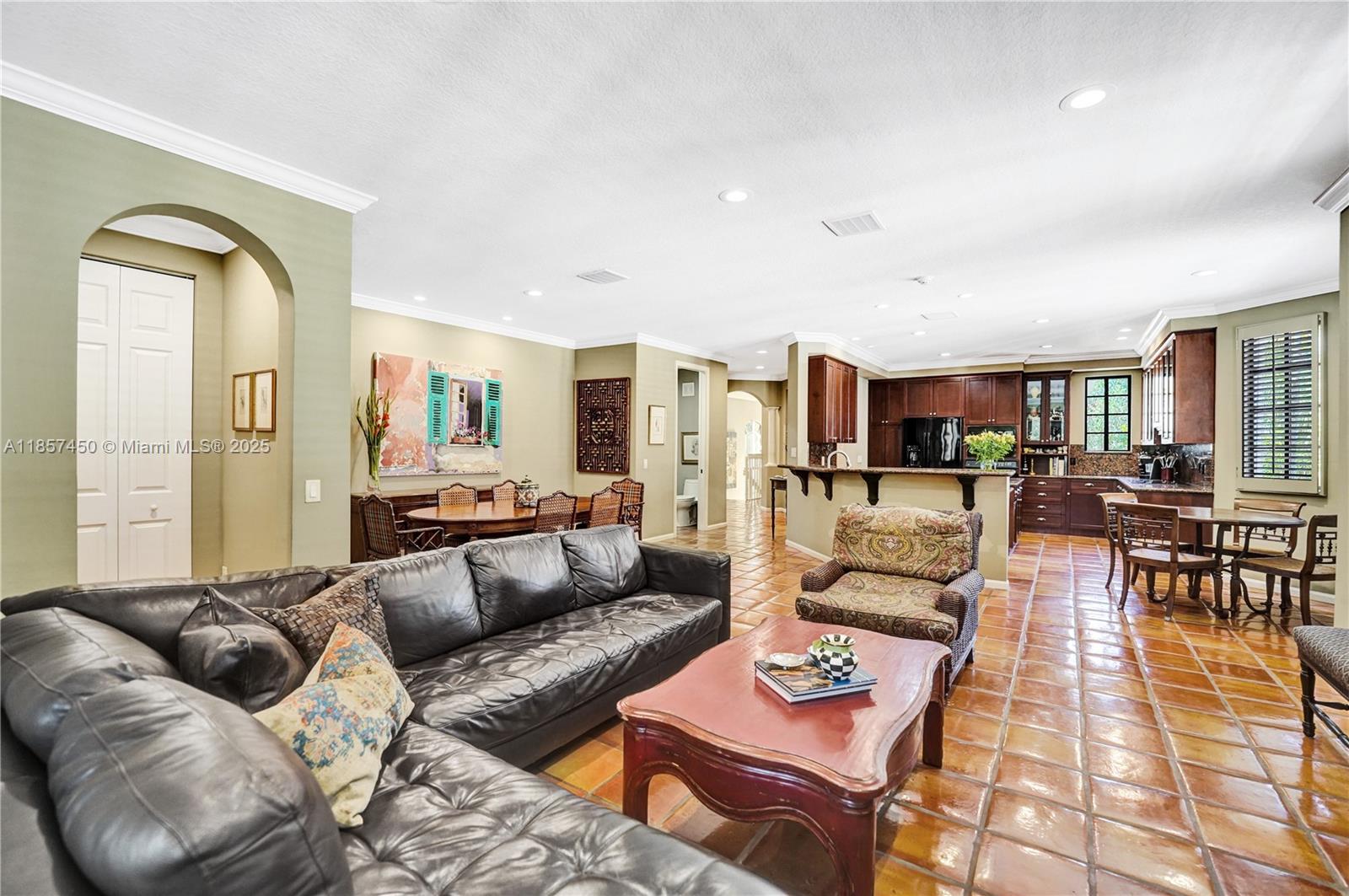 MARIPOSA POINTE AT WESTON - Residential