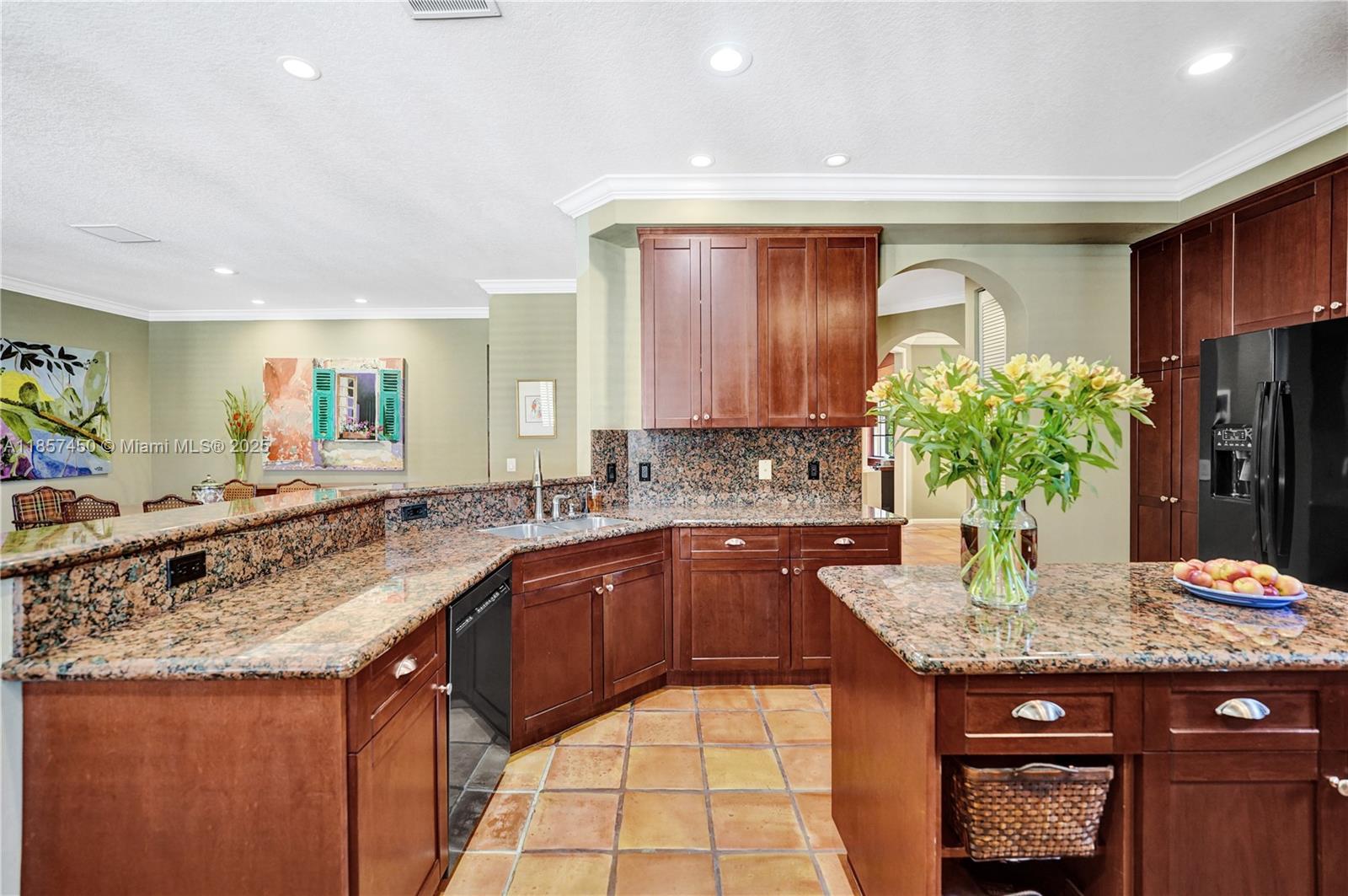 MARIPOSA POINTE AT WESTON - Residential