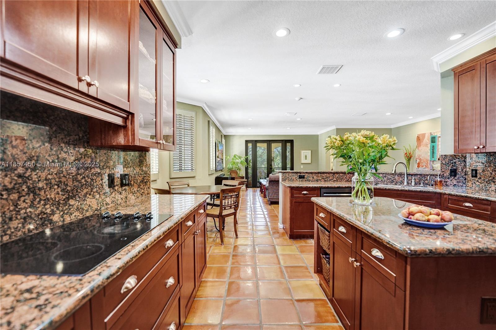 MARIPOSA POINTE AT WESTON - Residential