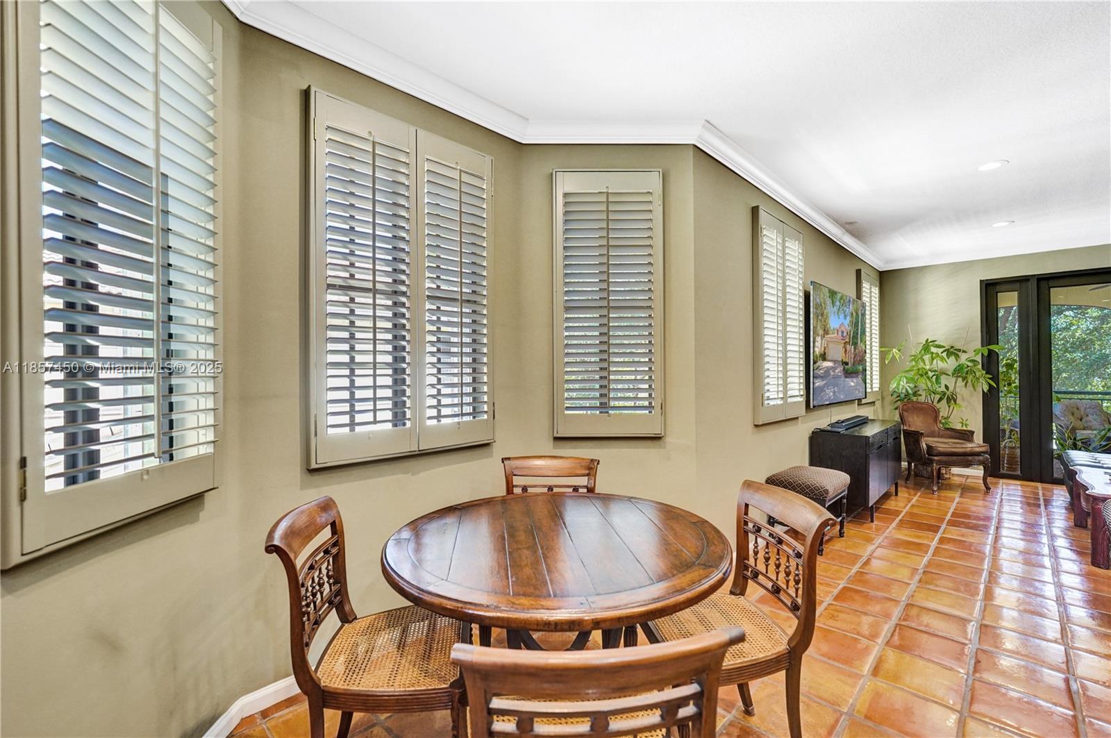 MARIPOSA POINTE AT WESTON - Residential