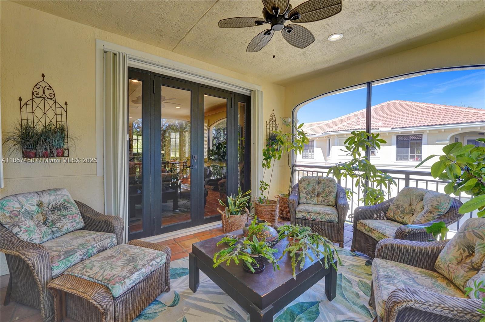 MARIPOSA POINTE AT WESTON - Residential