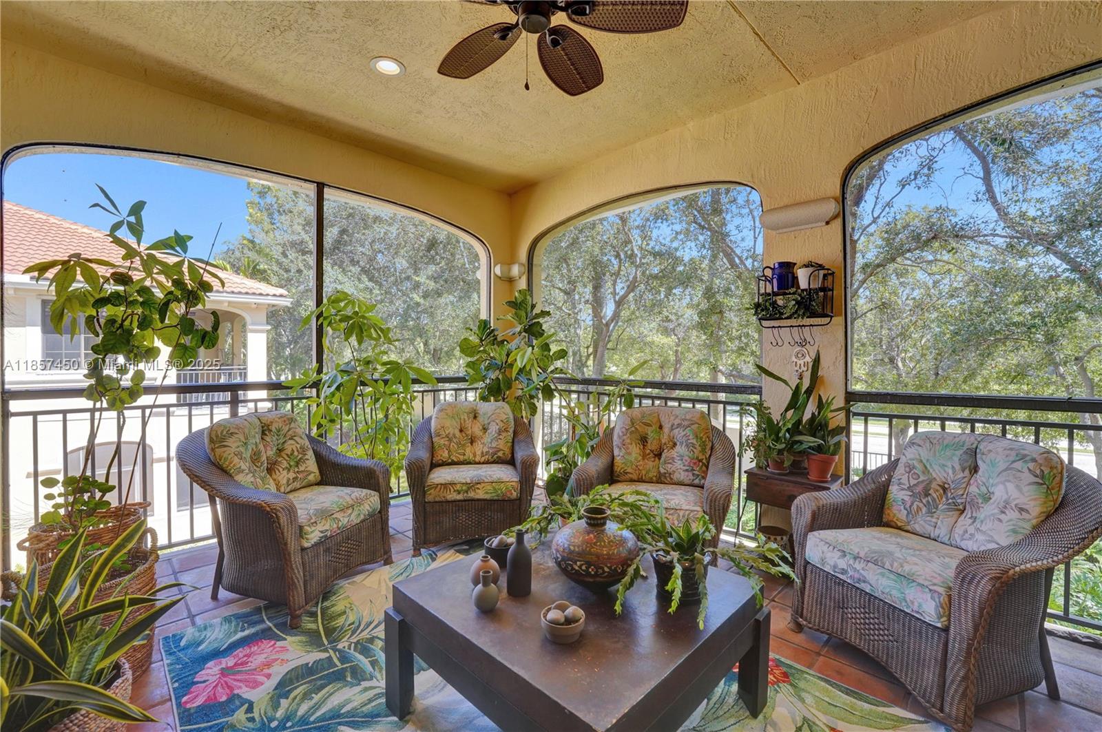 MARIPOSA POINTE AT WESTON - Residential