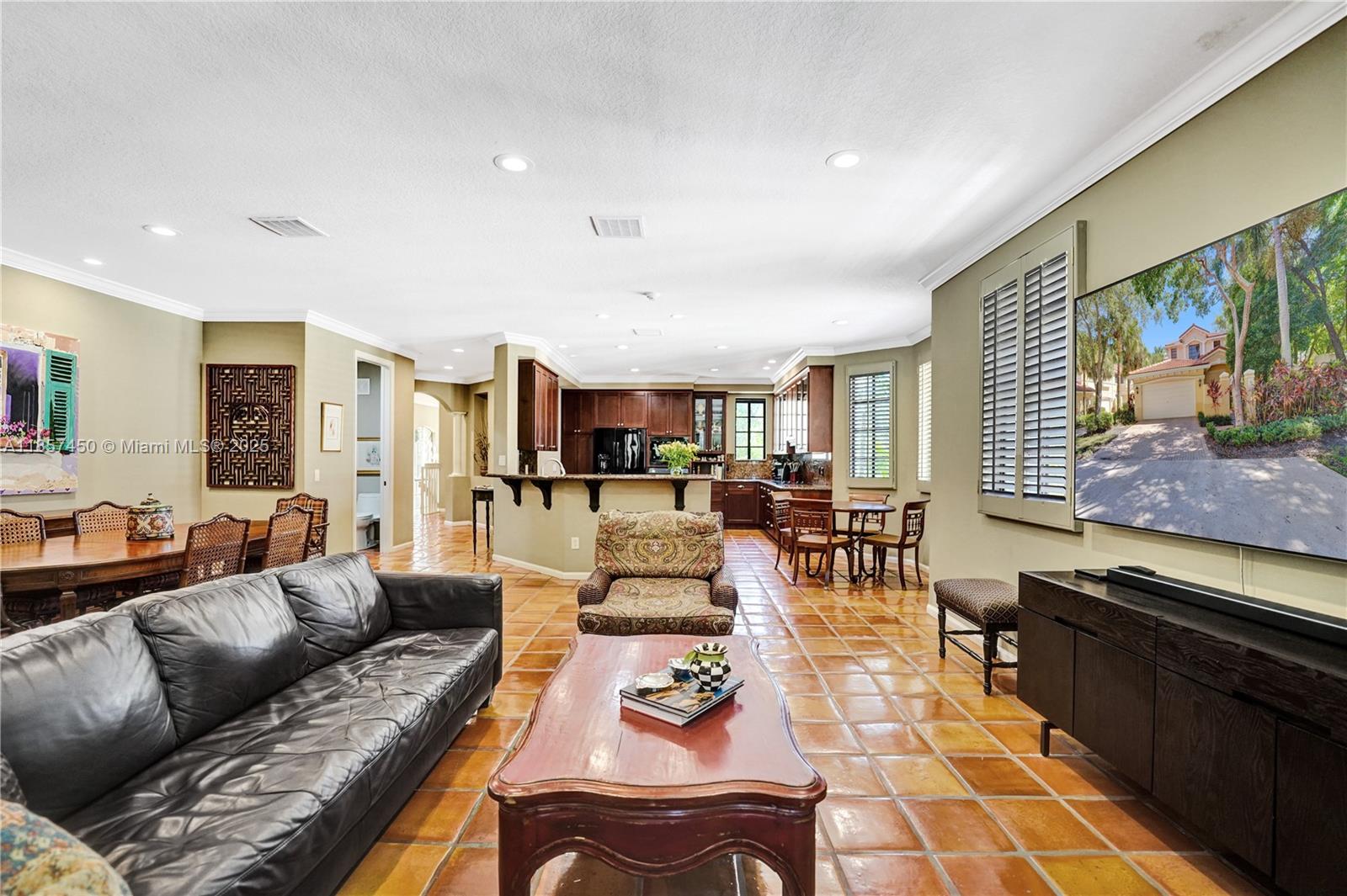 MARIPOSA POINTE AT WESTON - Residential