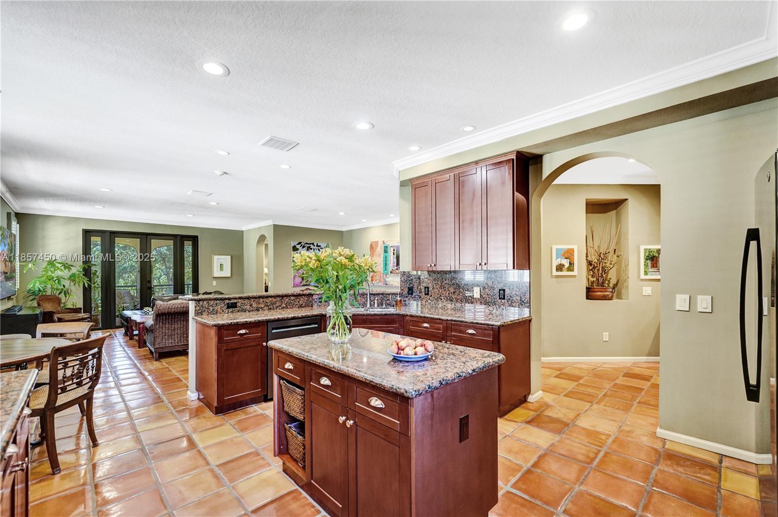 MARIPOSA POINTE AT WESTON - Residential