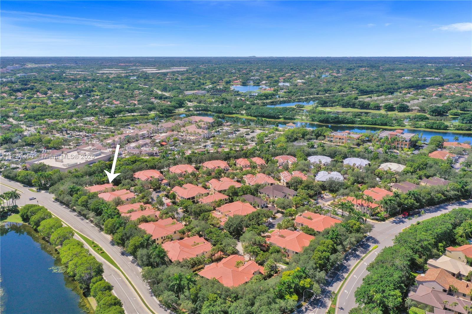 MARIPOSA POINTE AT WESTON - Residential