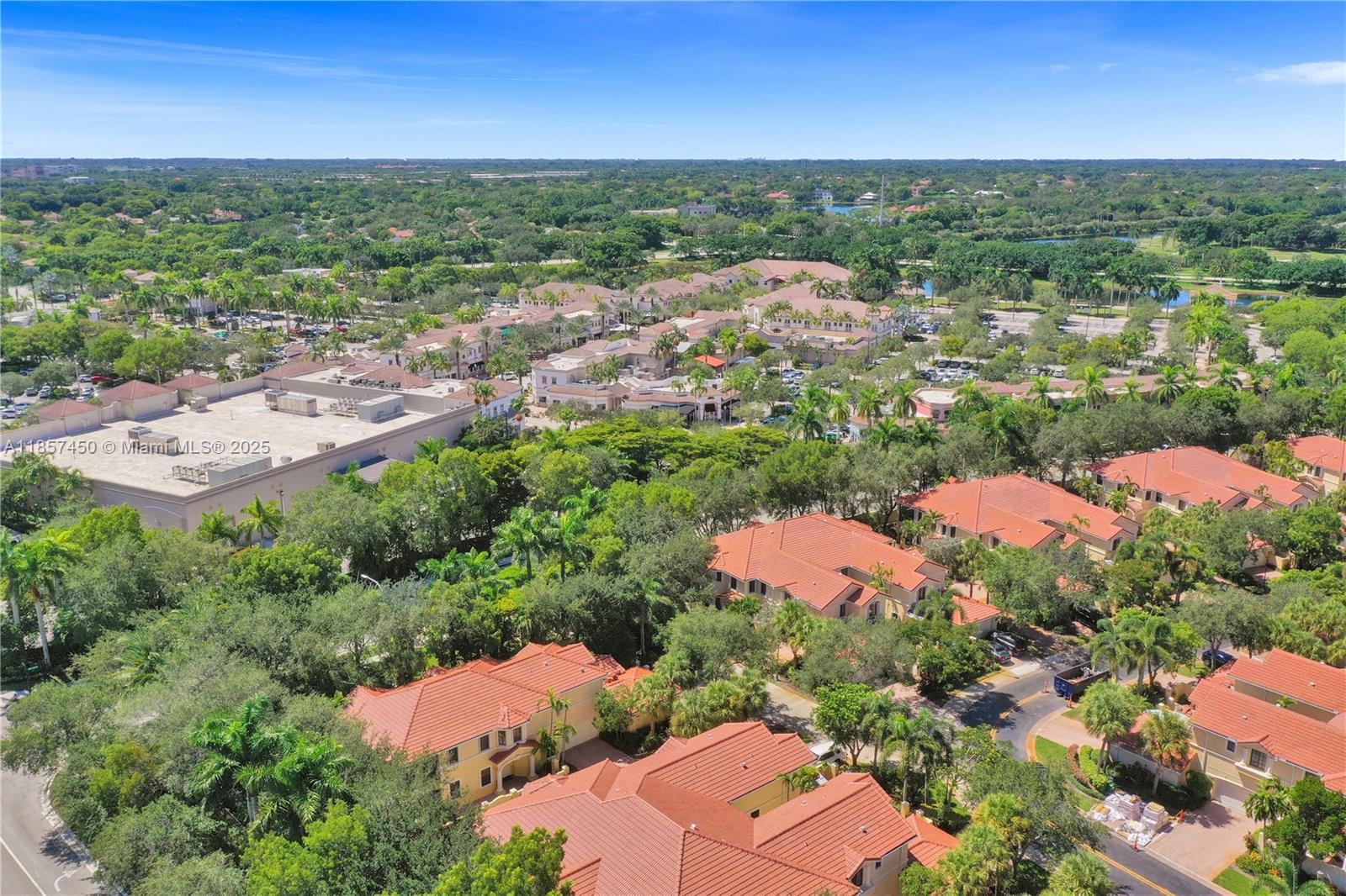 MARIPOSA POINTE AT WESTON - Residential