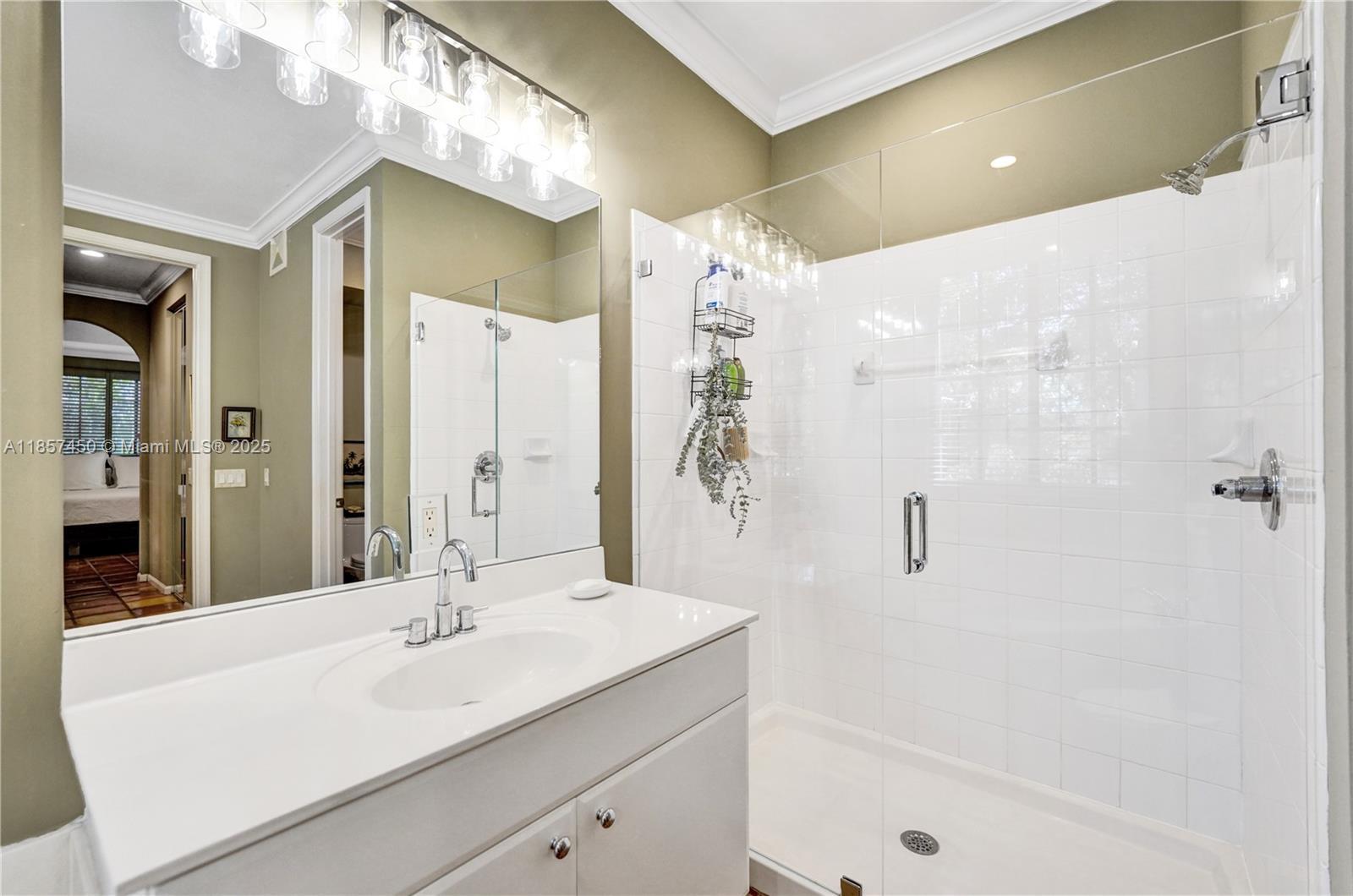 MARIPOSA POINTE AT WESTON - Residential