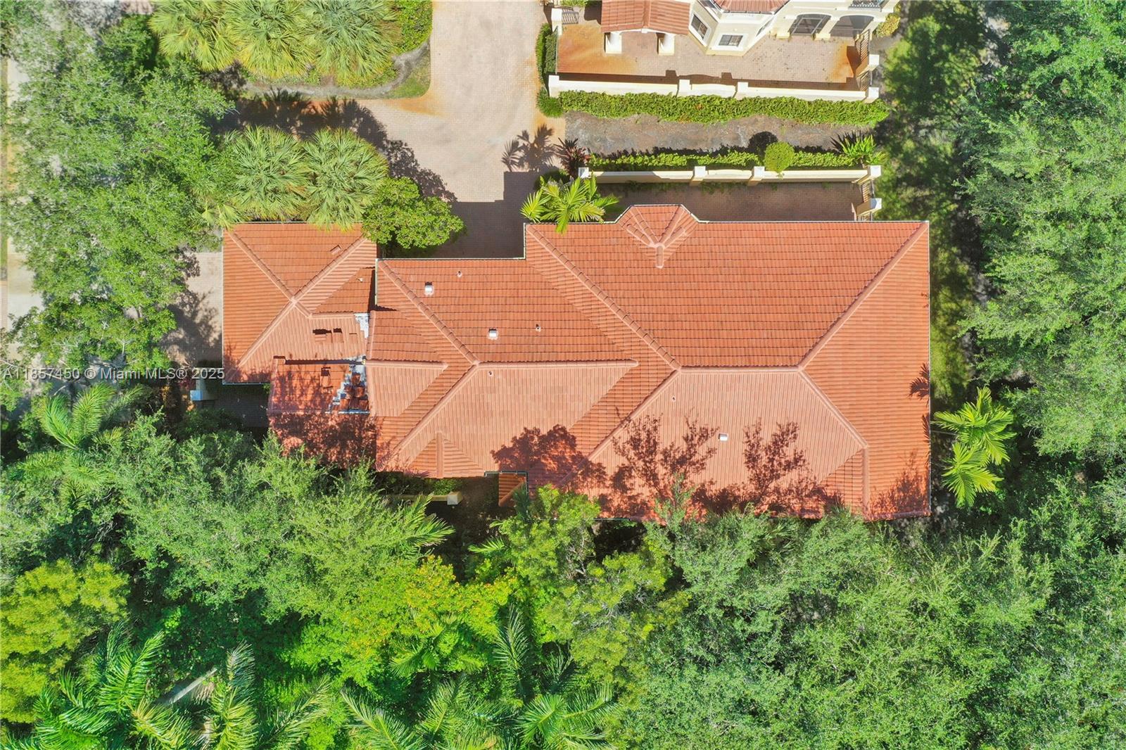 MARIPOSA POINTE AT WESTON - Residential