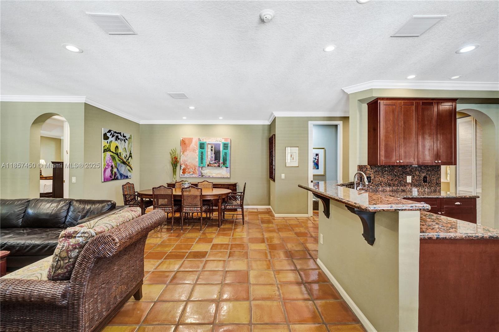 MARIPOSA POINTE AT WESTON - Residential