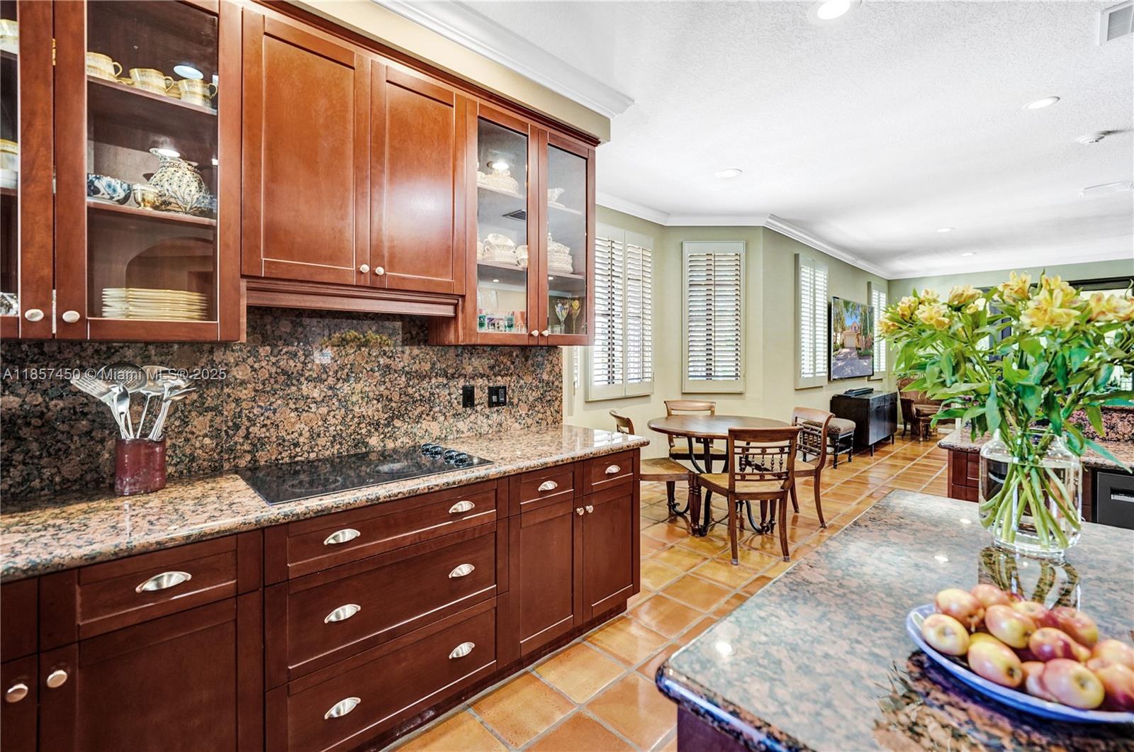 MARIPOSA POINTE AT WESTON - Residential