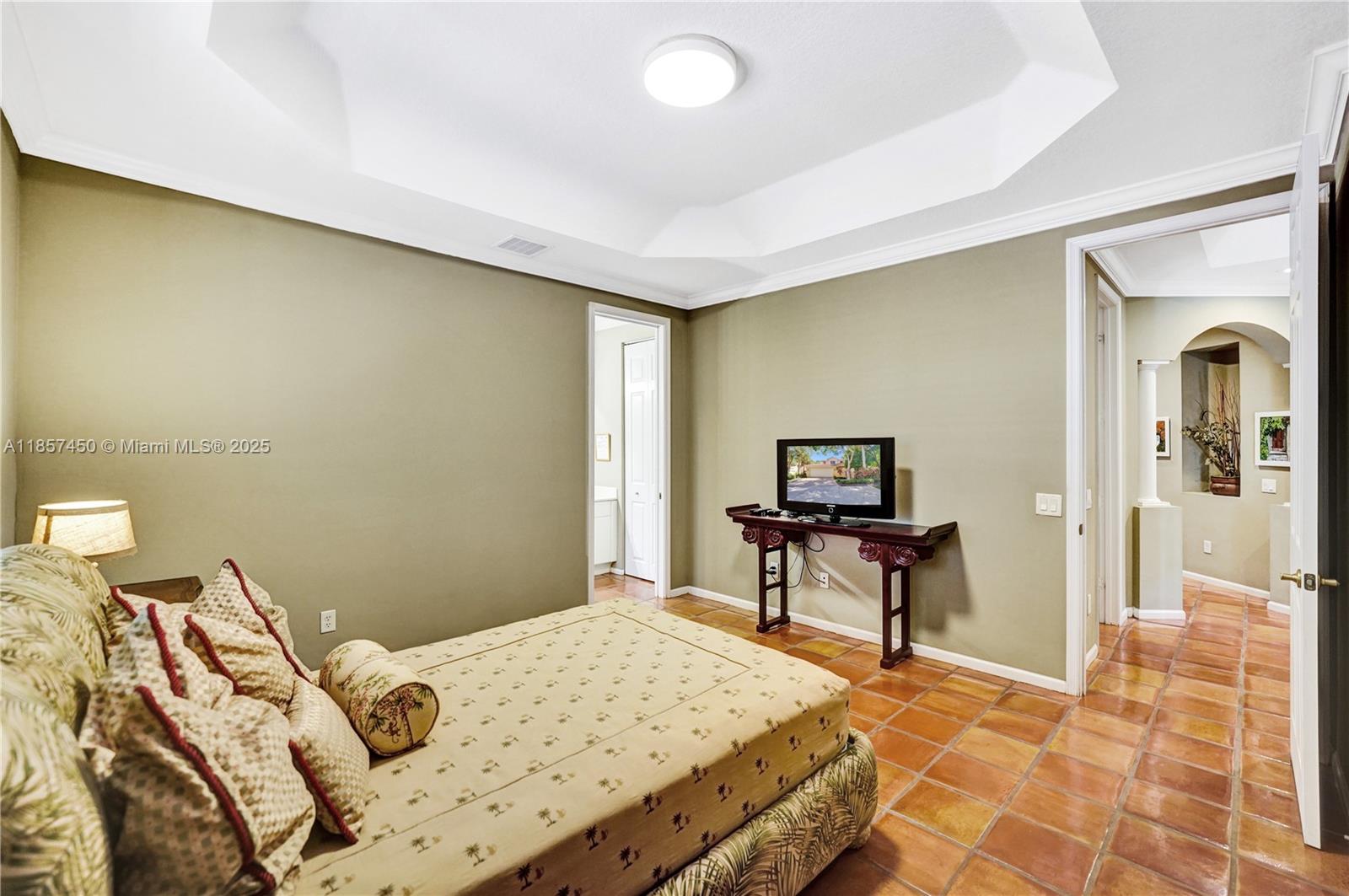 MARIPOSA POINTE AT WESTON - Residential