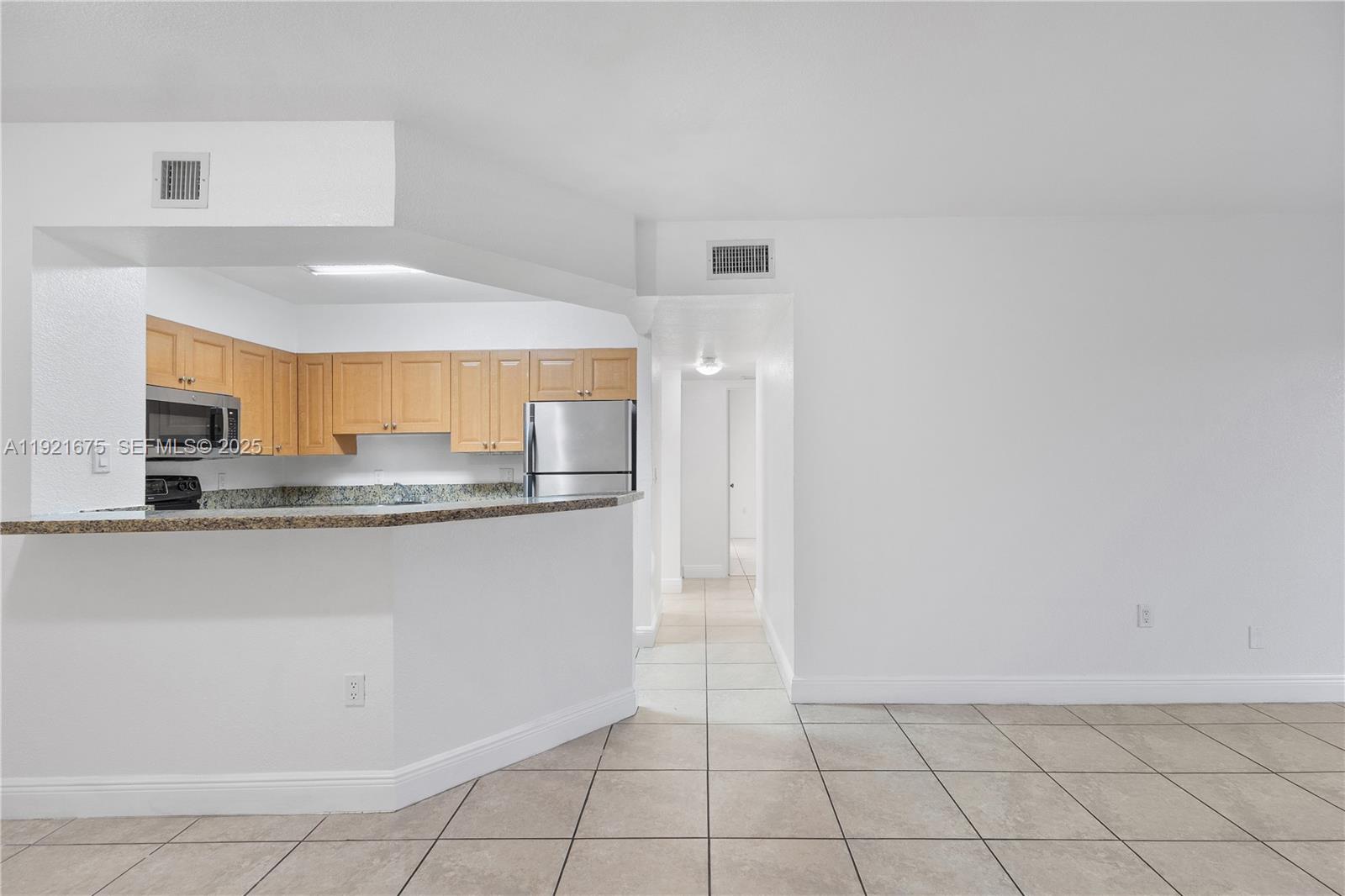 DORAL GARDENS II CONDO - Residential Lease