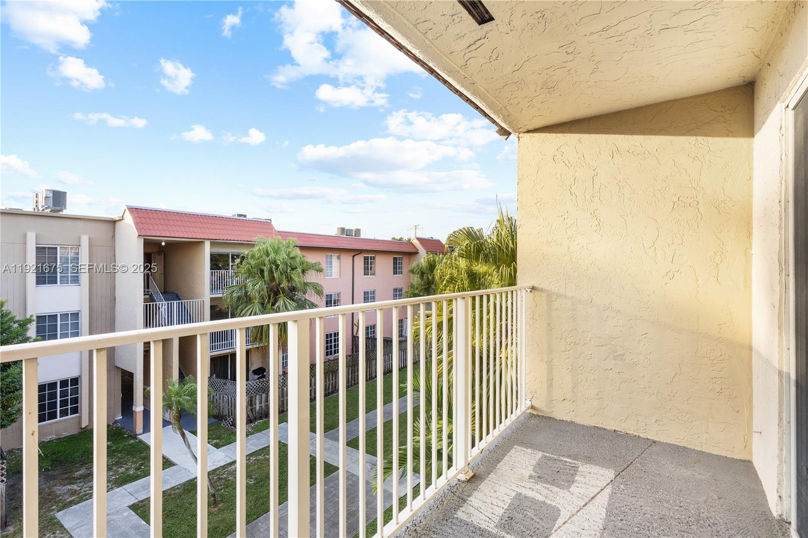 DORAL GARDENS II CONDO - Residential Lease