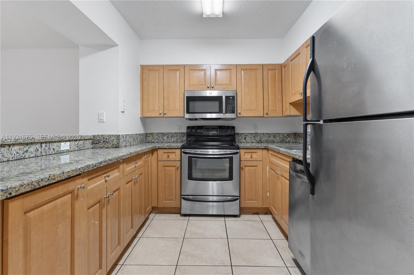 DORAL GARDENS II CONDO - Residential Lease