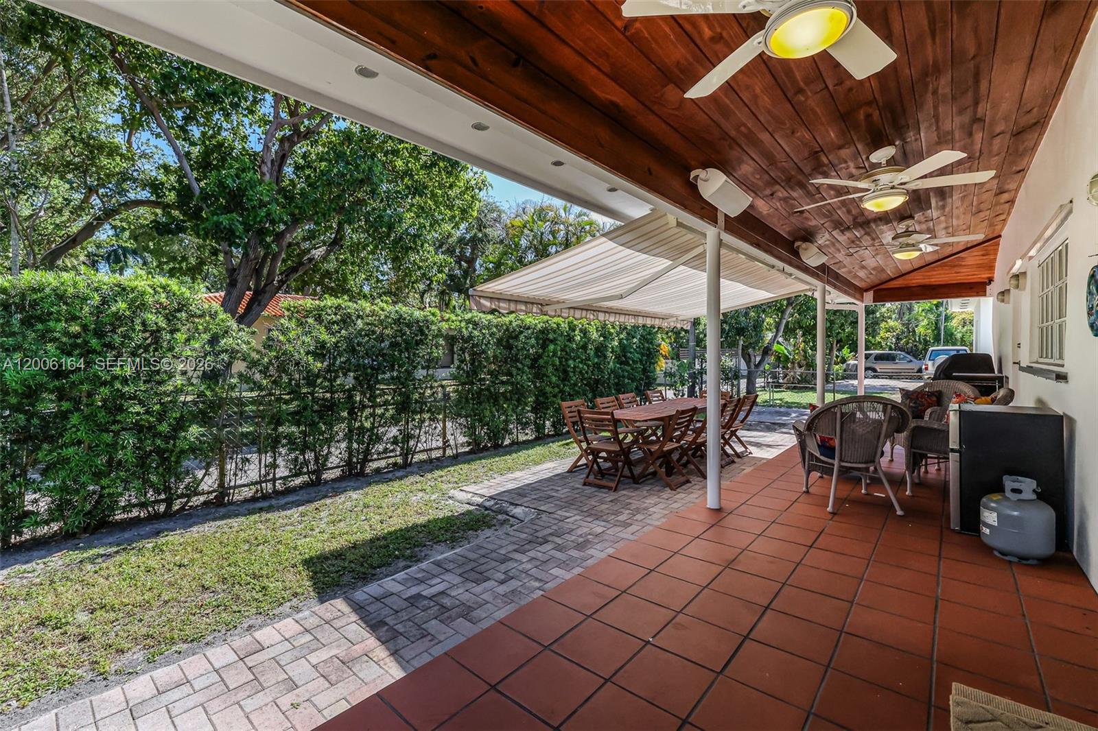 MIAMI SHORES SEC 3 - Residential