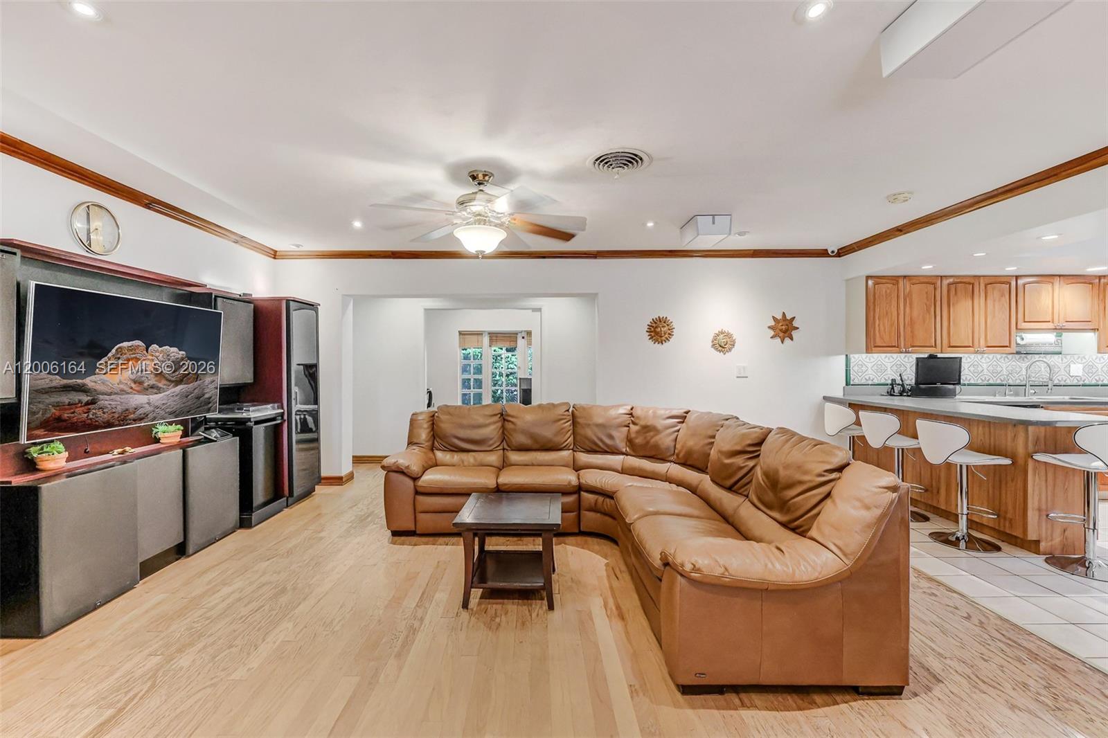 MIAMI SHORES SEC 3 - Residential