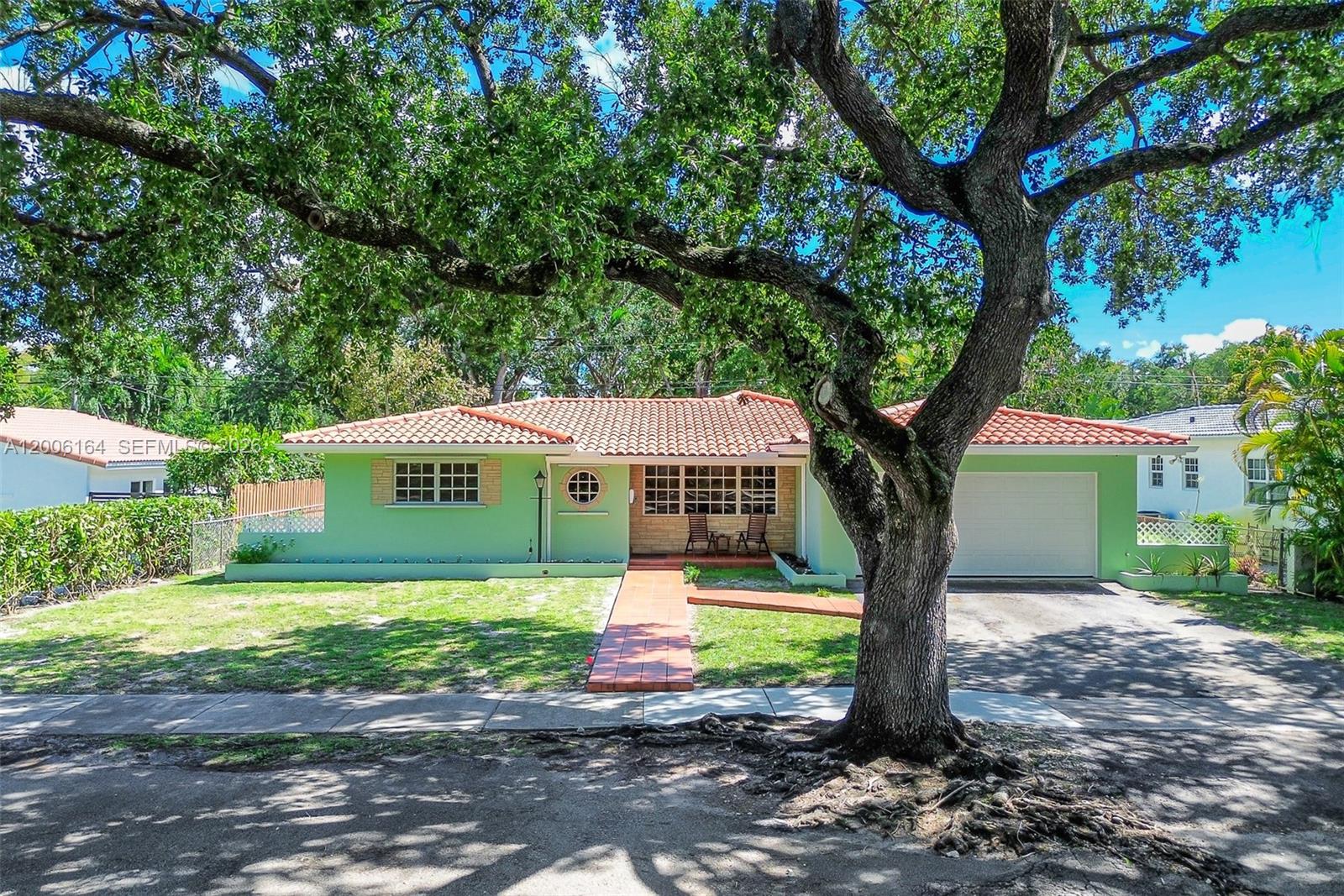 MIAMI SHORES SEC 3 - Residential