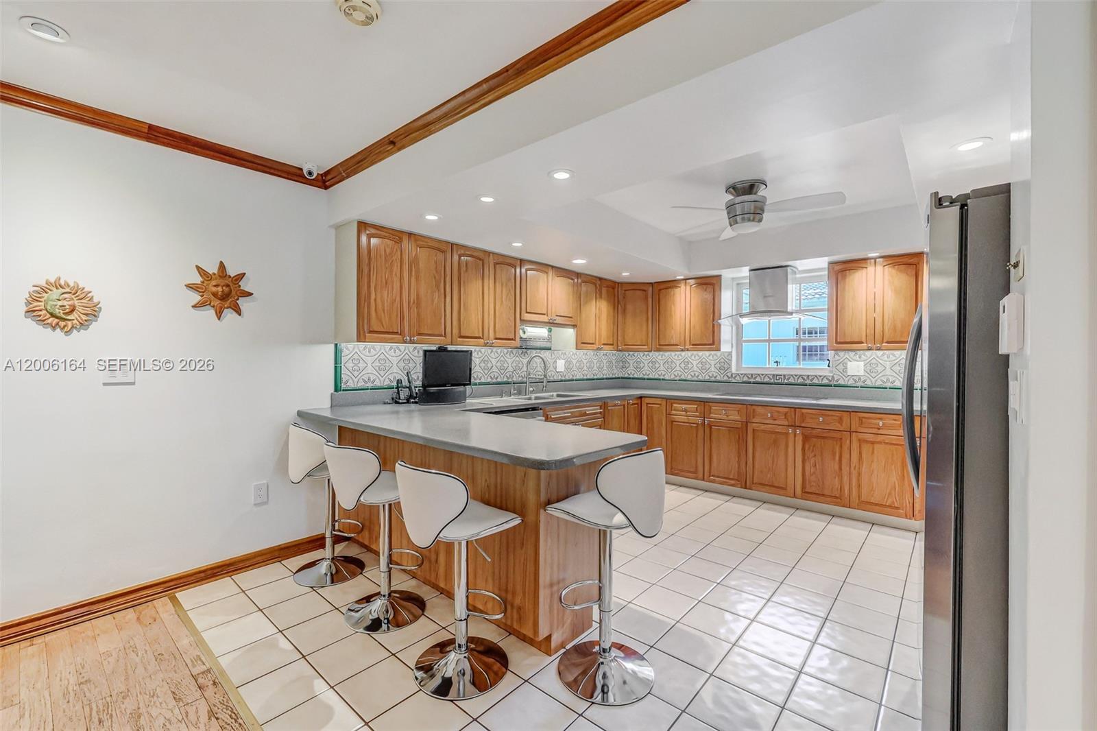 MIAMI SHORES SEC 3 - Residential