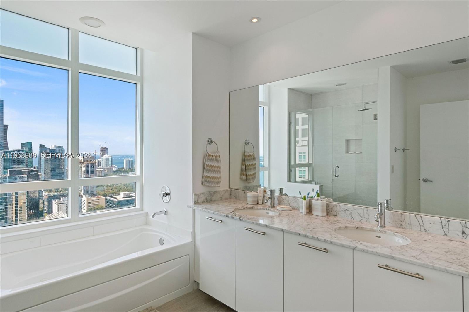 THE PLAZA 851 BRICKELL CO - Residential Lease