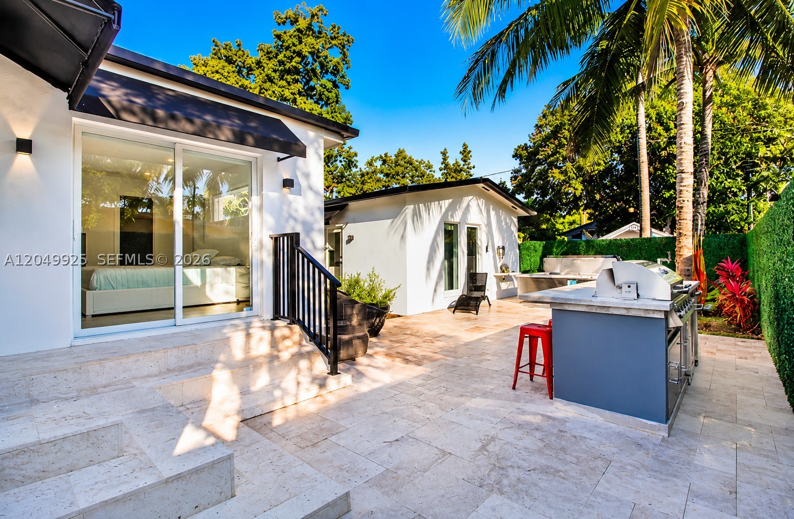 145 NW 40 St