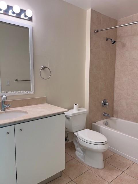 METROPOLIS II AT DADELAND - Residential Lease