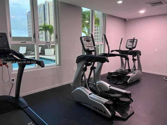 METROPOLIS II AT DADELAND - Residential Lease