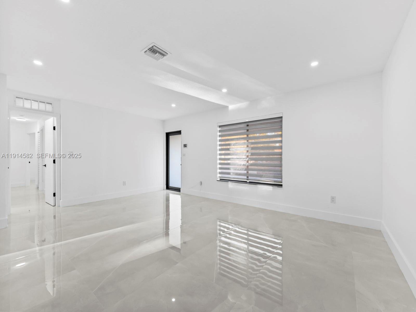 CUTLER RIDGE PINES - Residential Lease