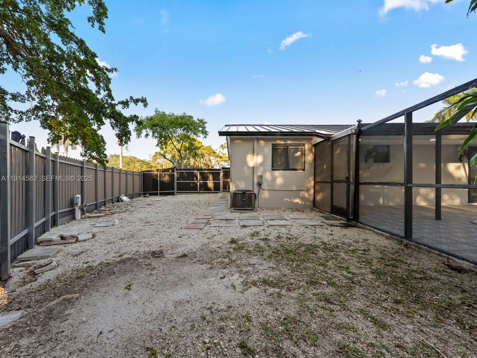 CUTLER RIDGE PINES - Residential Lease