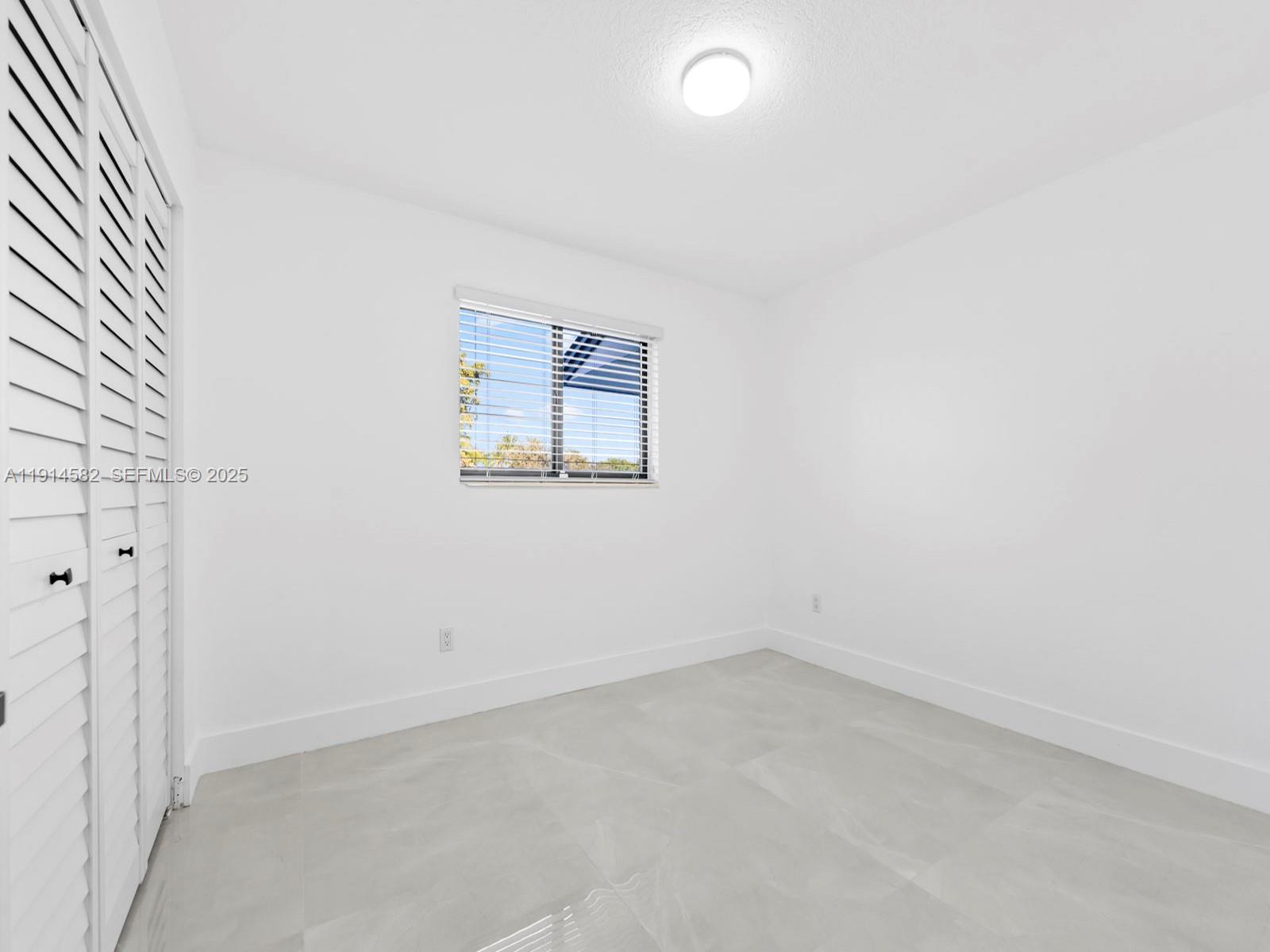 CUTLER RIDGE PINES - Residential Lease