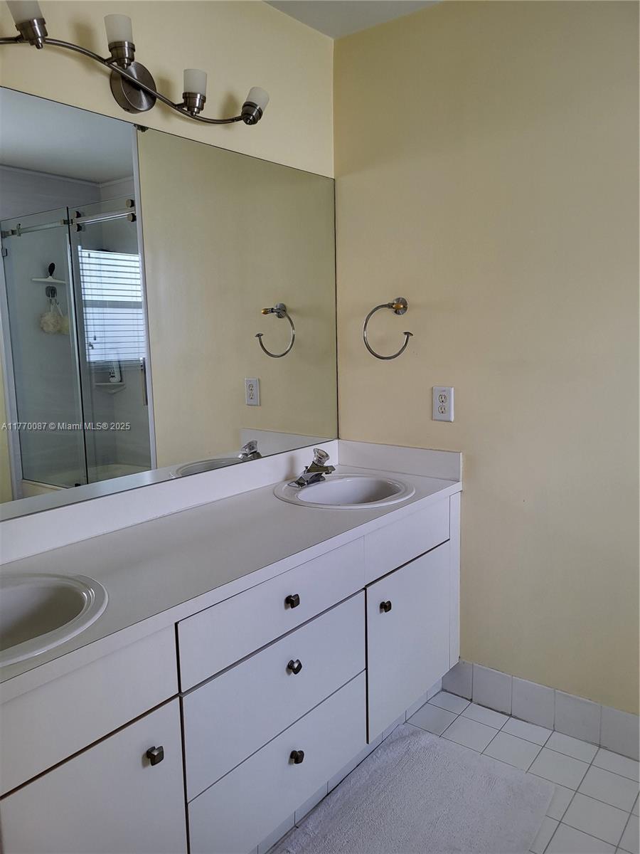 BRIGHTONS MEADOW TRACE - Residential