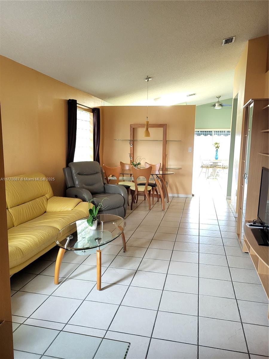 BRIGHTONS MEADOW TRACE - Residential