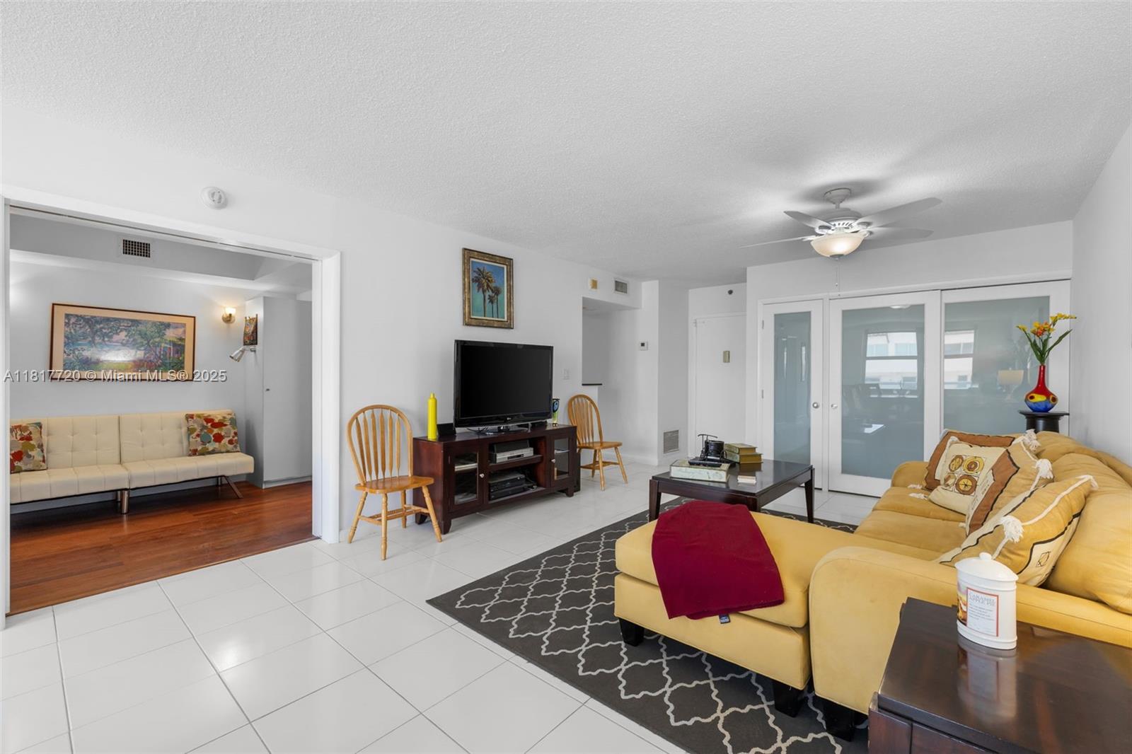9511 Collins Ave 1208 +den