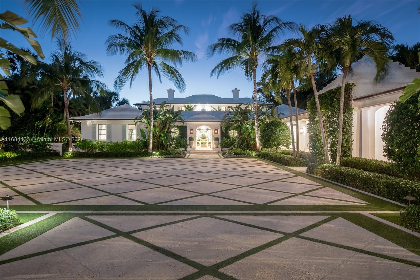 JUPITER ISLAND - Residential