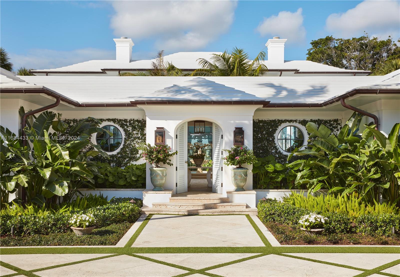 JUPITER ISLAND - Residential