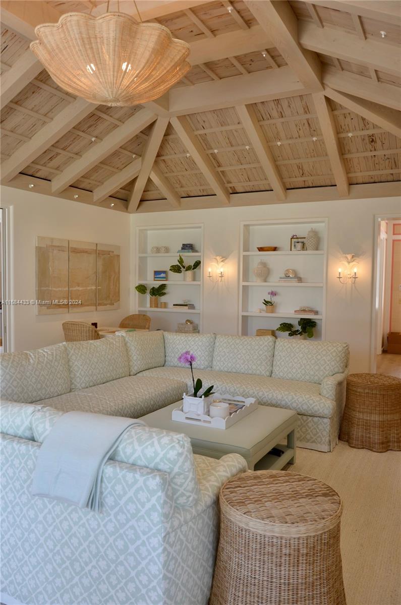 JUPITER ISLAND - Residential