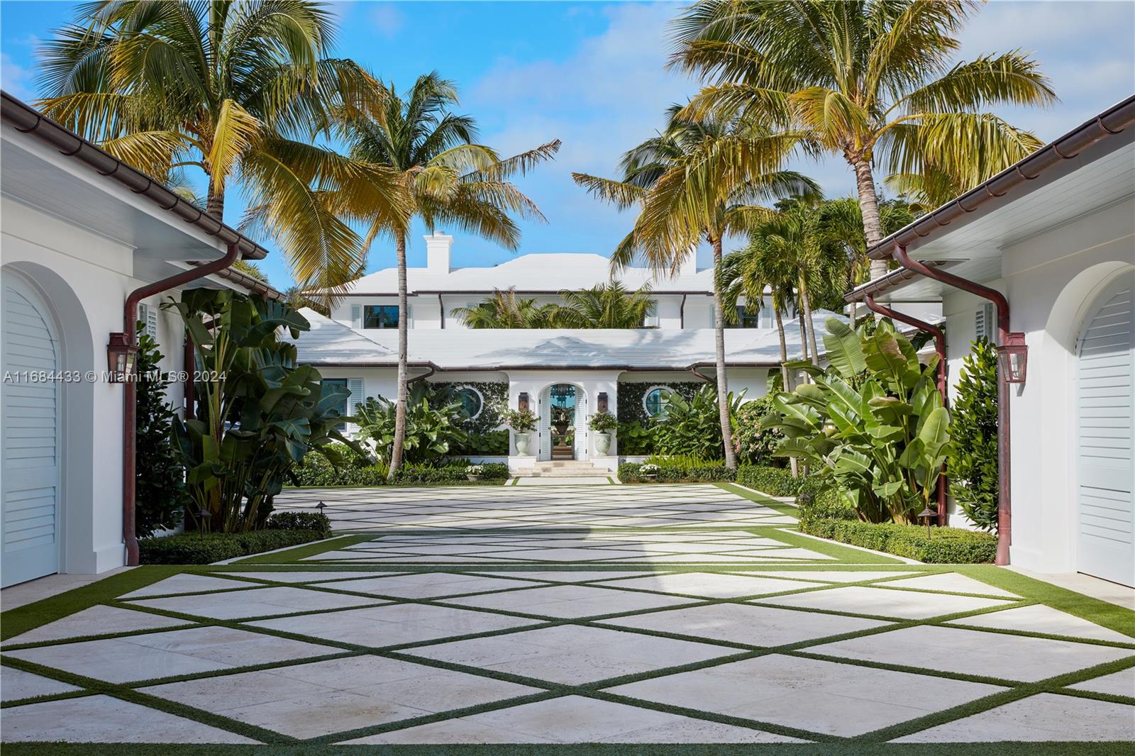 JUPITER ISLAND - Residential