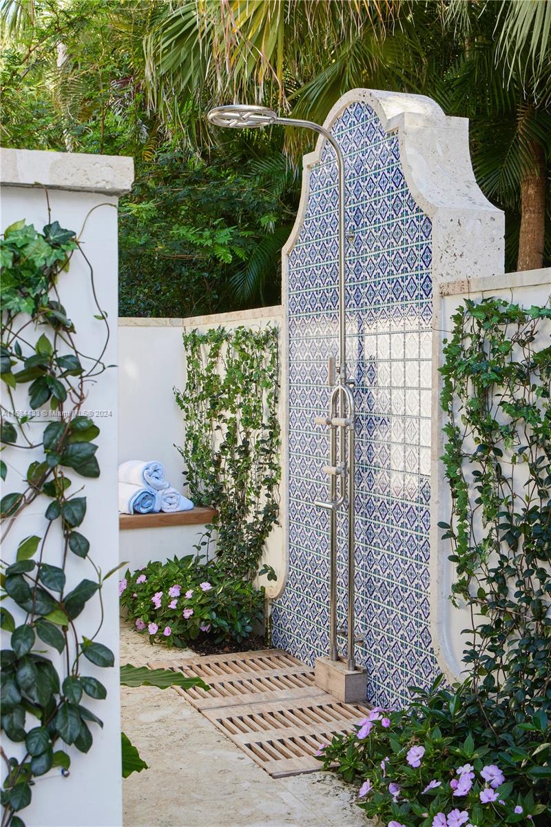 JUPITER ISLAND - Residential