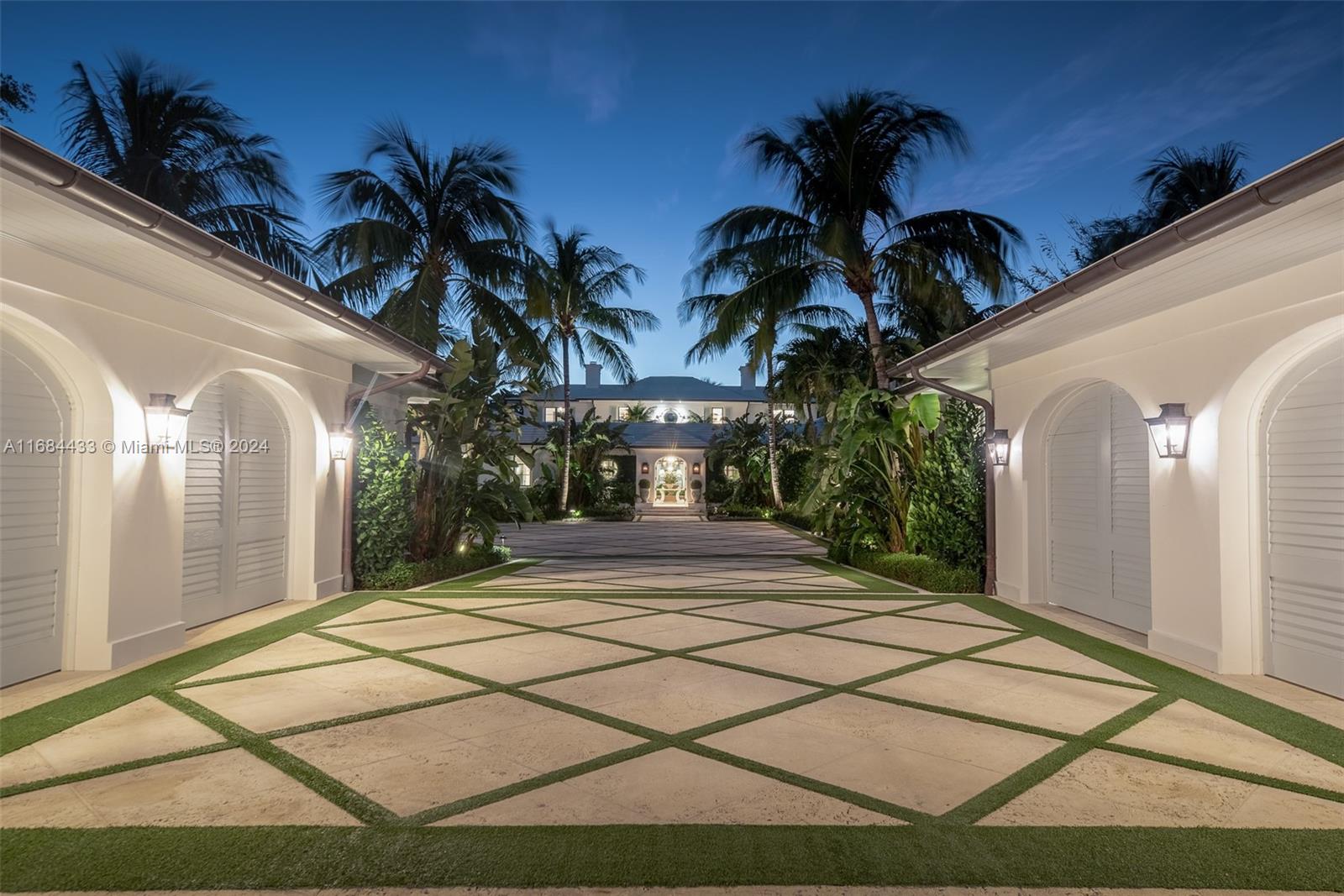 JUPITER ISLAND - Residential