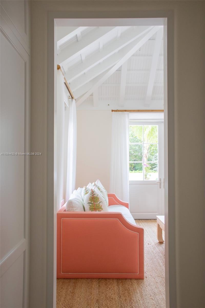 JUPITER ISLAND - Residential