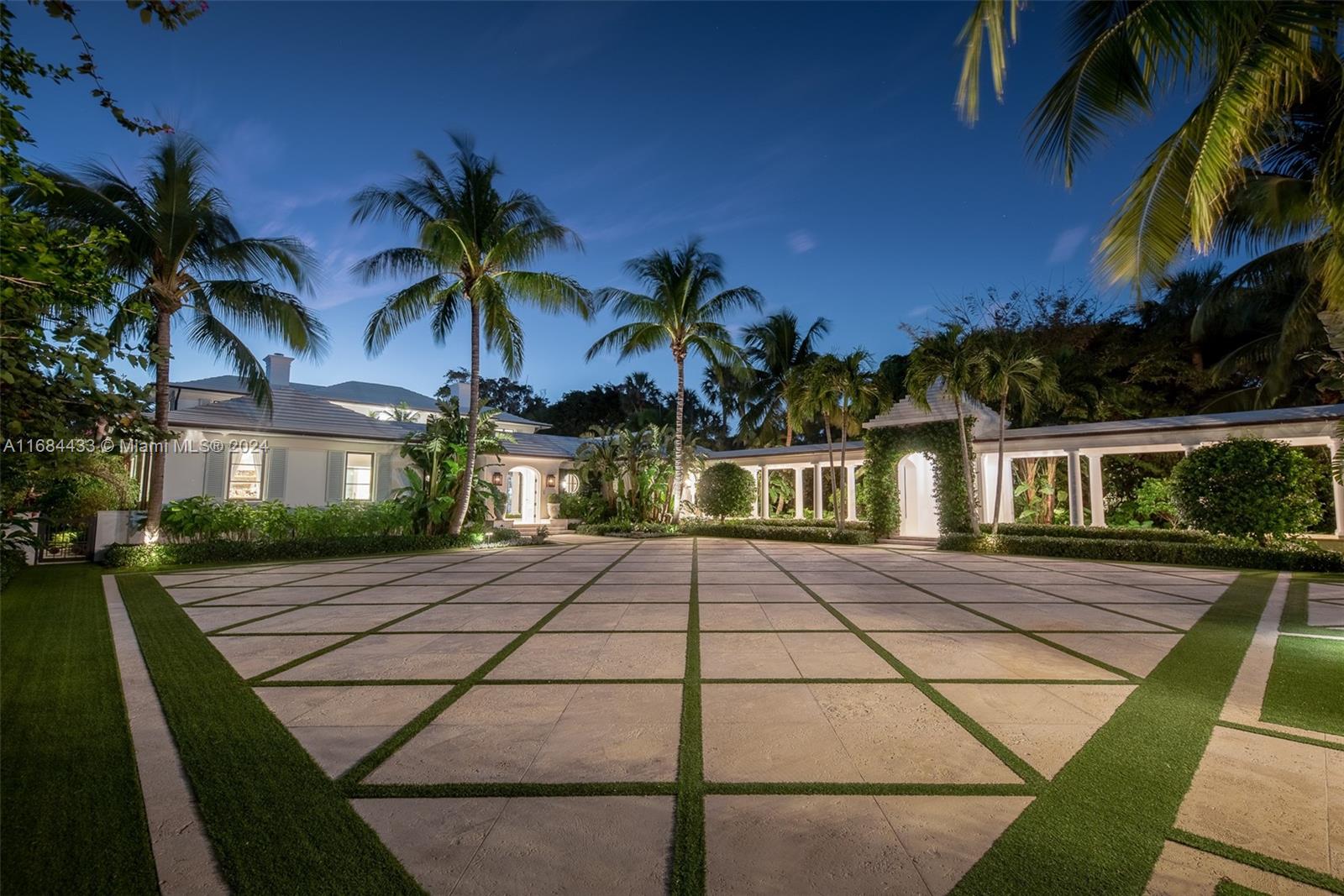 JUPITER ISLAND - Residential