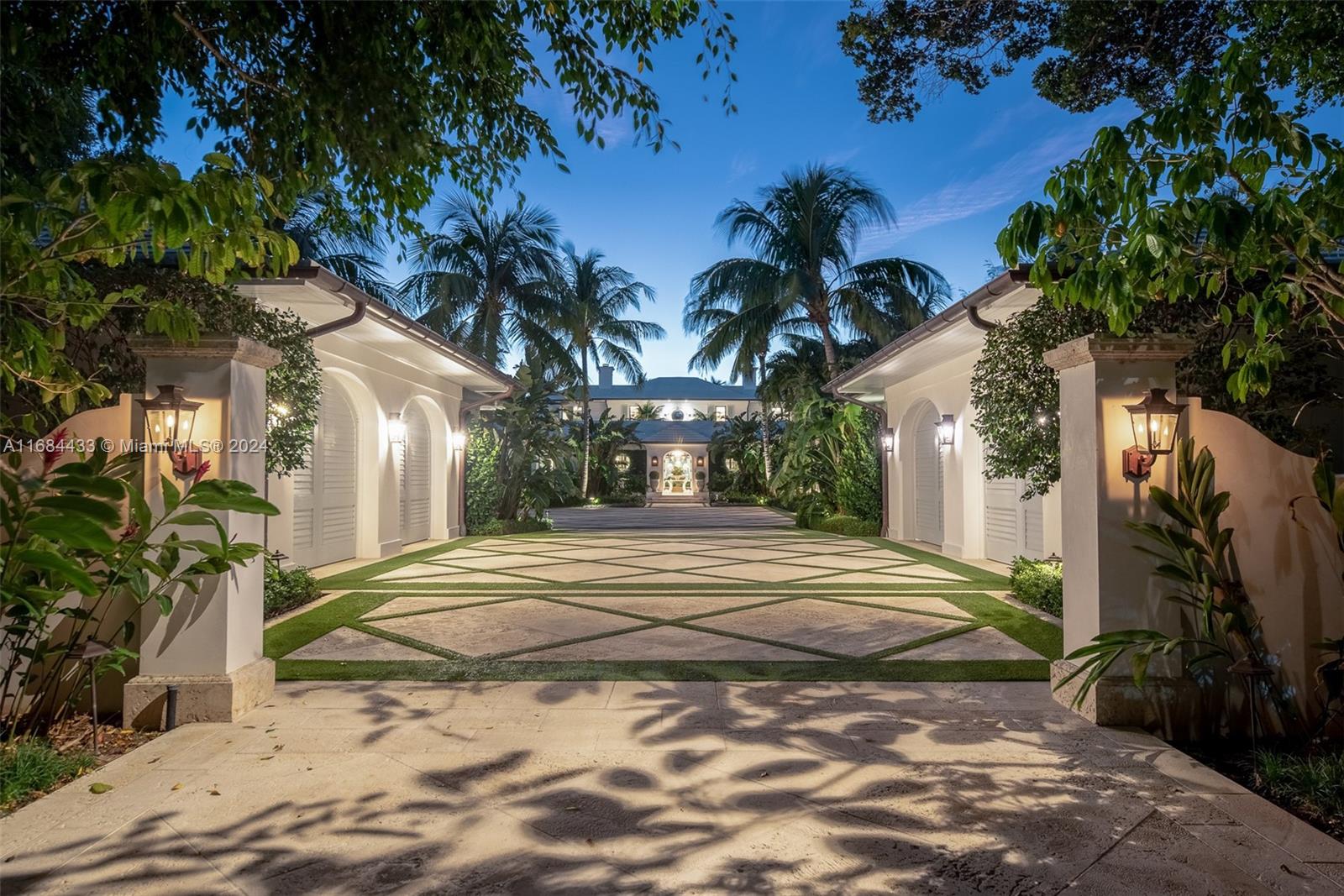 JUPITER ISLAND - Residential