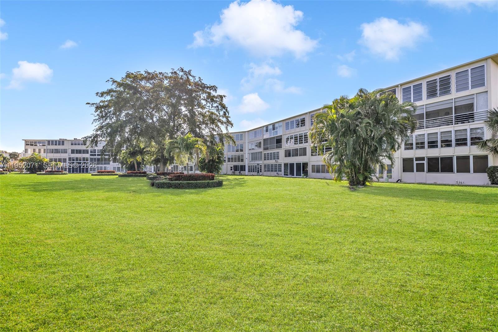 GRANTHAM F CONDO - Residential