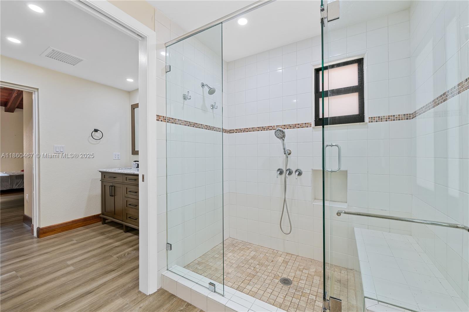 REV PL SEC 2 CC ESTATES - Residential Lease